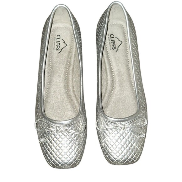 Cliffs by White Mountain Quilted Silver Ballet Flats Girlhood NWOT Size: 9W - Picture 1 of 6